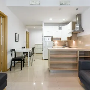  Apartment Yourplace Central
